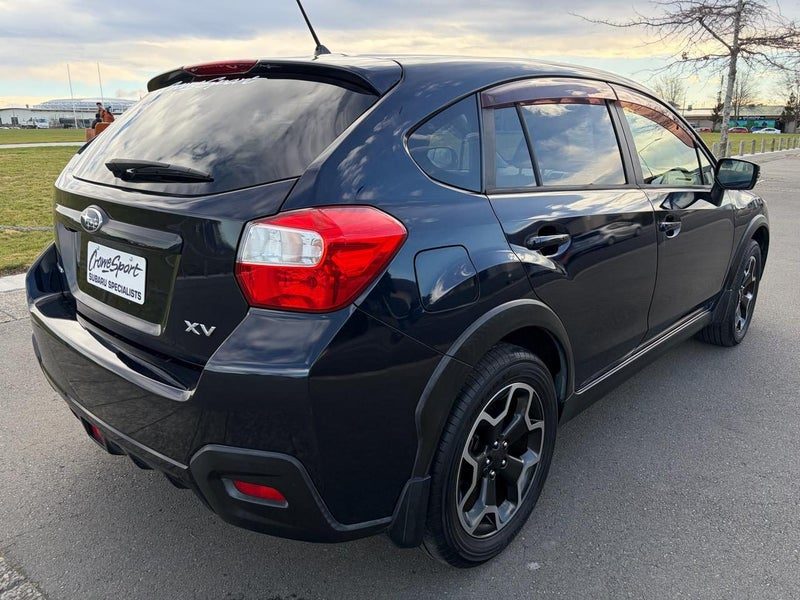 2015 Subaru XV Leather, Side Airbags, photo 3
