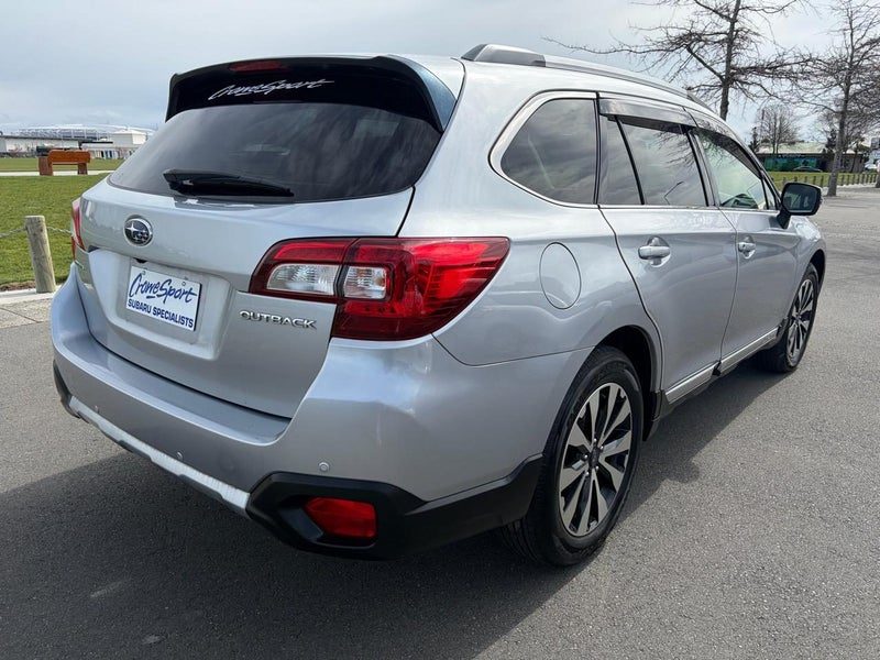 2017 Subaru Outback EyeSight, Leather, photo 3