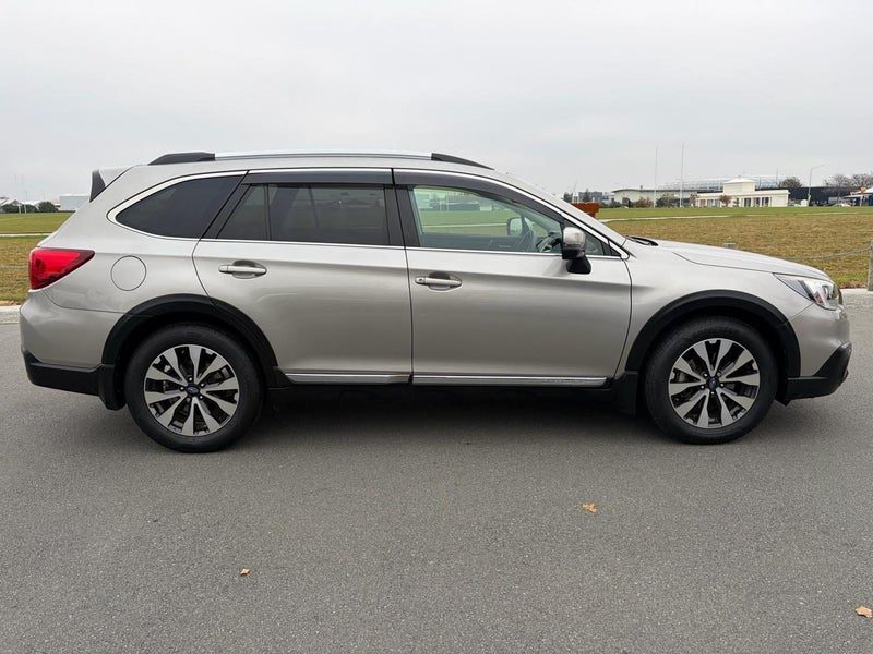 2015 Subaru Outback EyeSight, Leather, photo 2