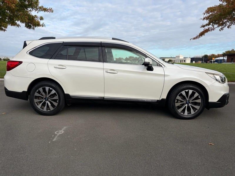 2015 Subaru Outback Leather, EyeSight, photo 2