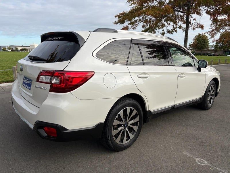 2015 Subaru Outback Leather, EyeSight, photo 3