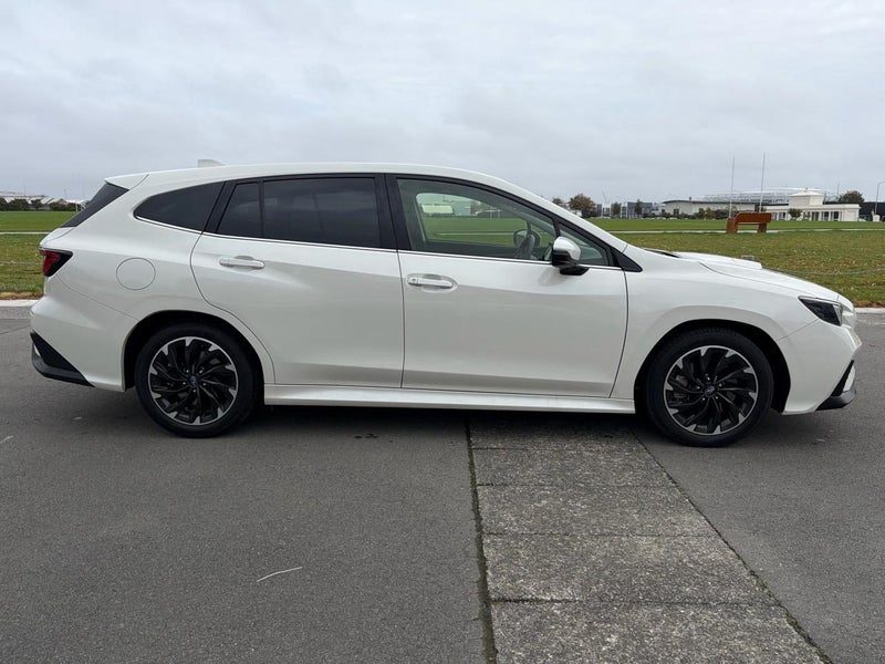 2022 Subaru Levorg 1.8GT - Low Mileage!, photo 2