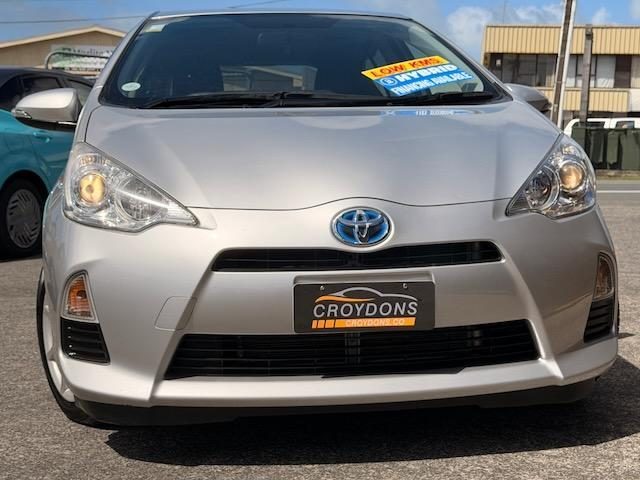 2013 Toyota Aqua Outstanding example, low 38kms!, photo 2