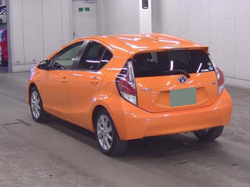 2016 Toyota Aqua, photo 3