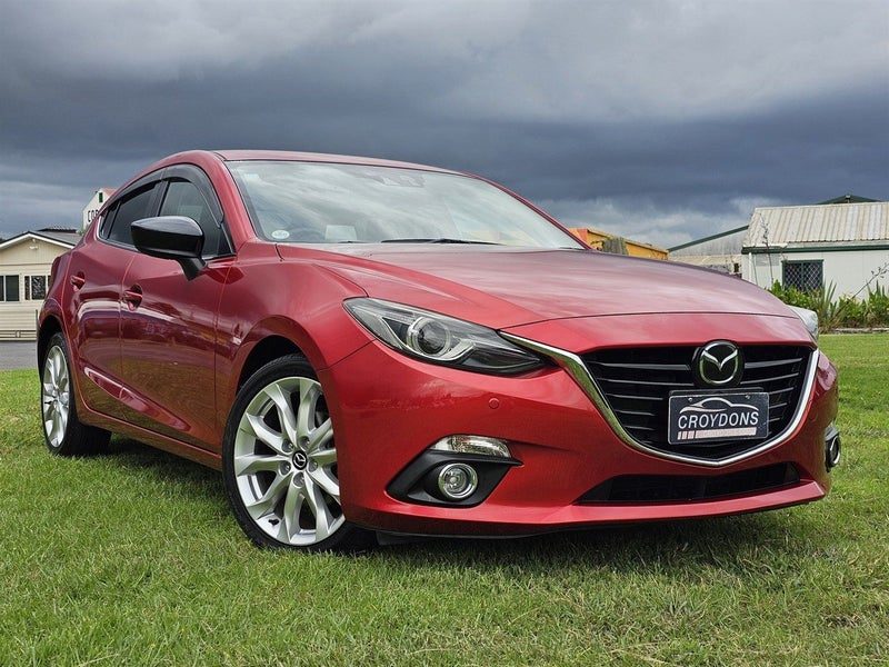 2016 Mazda Axela, photo 2