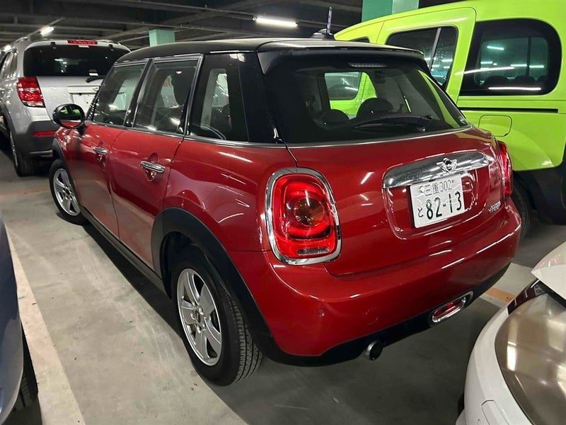2017 MINI Cooper, photo 2