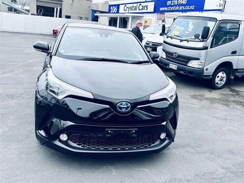 2017 Toyota C-HR G, photo 2