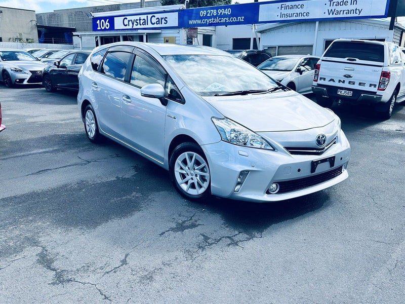 2014 Toyota Prius ALPHA G HYBRID LOW KMS 7 SEATER, main photo
