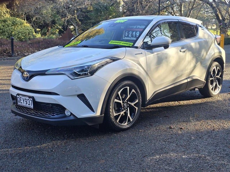 2017 Toyota C-HR, photo 2
