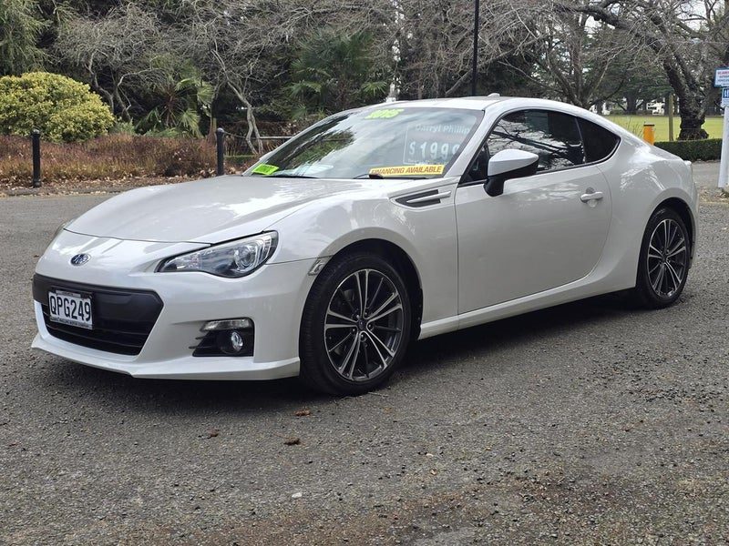2015 Subaru BRZ, photo 2