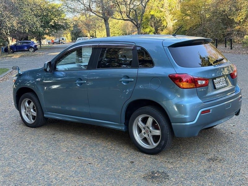 2010 Mitsubishi RVR, photo 3