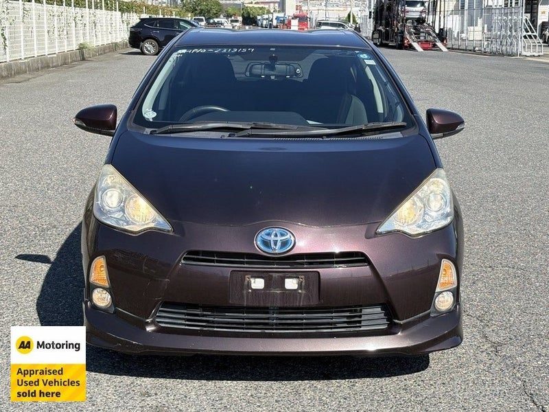 2014 Toyota Aqua Hybrid / AA Appraised, photo 2