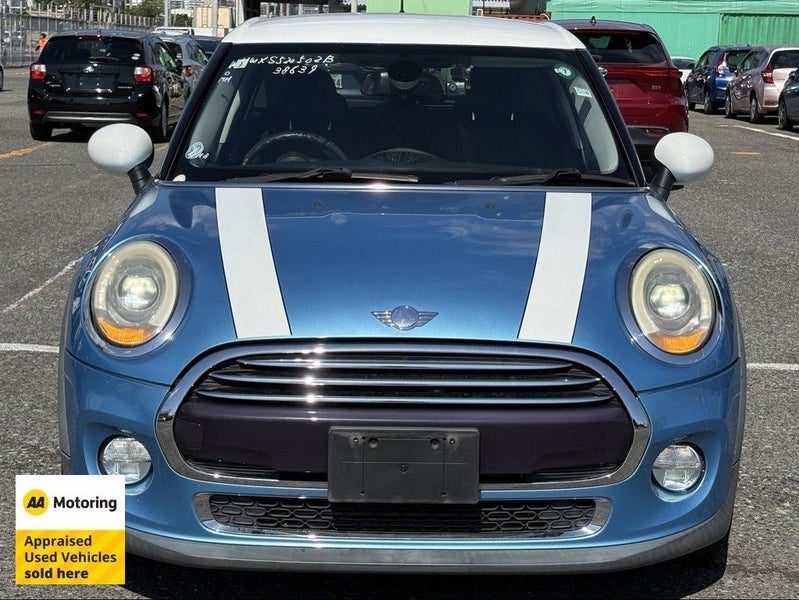 2015 MINI Cooper Low 61,000kms, photo 2