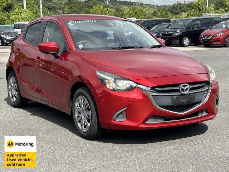 2015 Mazda Demio 13S / Save $2000