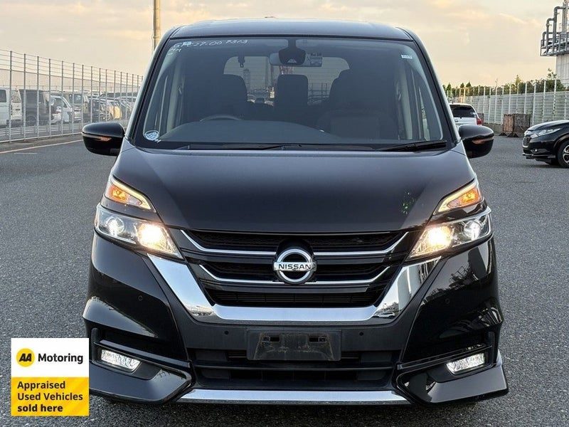 2016 Nissan Serena Highway Star / New Shape, photo 2