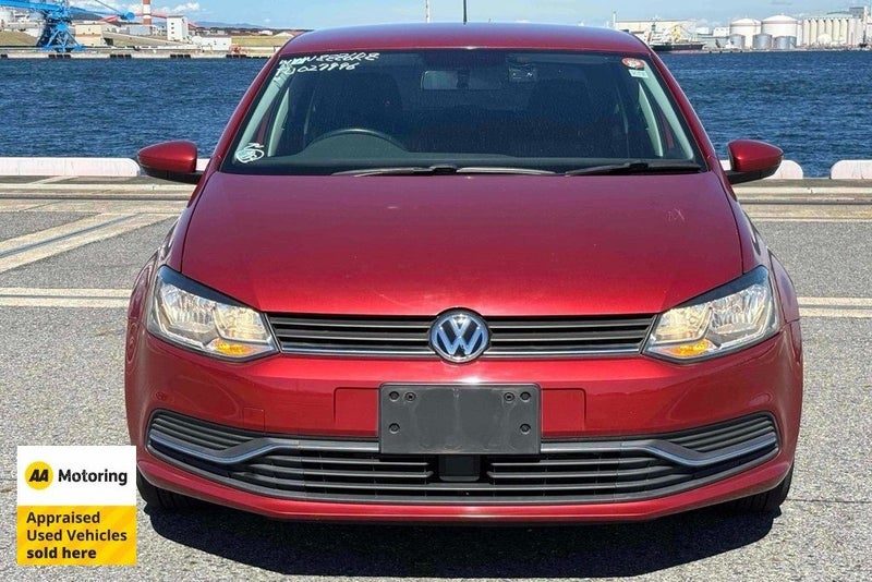 2015 Volkswagen Polo TSI Comfort Line /, photo 2