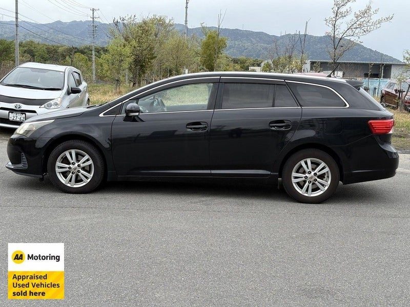 2013 Toyota Avensis XI / Low 72,000kms, photo 2