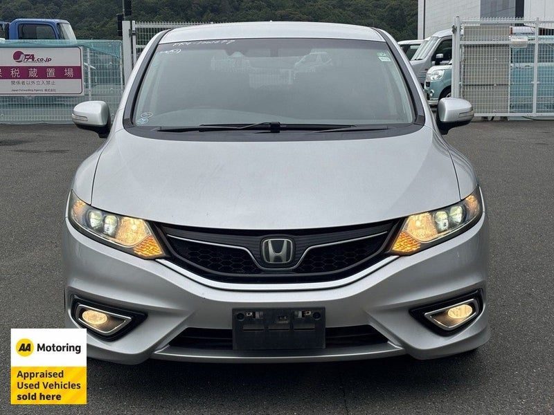 2015 Honda Jade Hybrid / Cruise / 6 Seats, photo 2