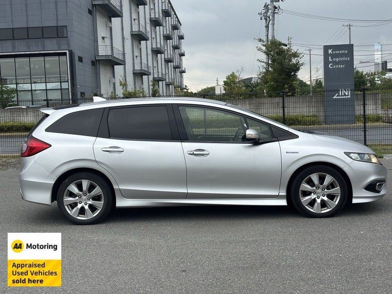 2015 Honda Jade Hybrid / Cruise / 6 Seats, photo 3