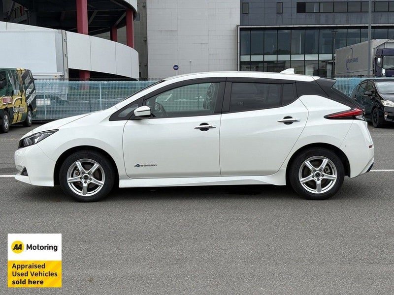 2021 Nissan Leaf 40kWh / Low 59,000kms / 12 Bars, photo 3