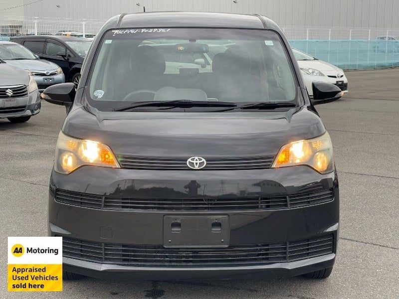 2012 Toyota Spade 15G Corolla / Economical, photo 2