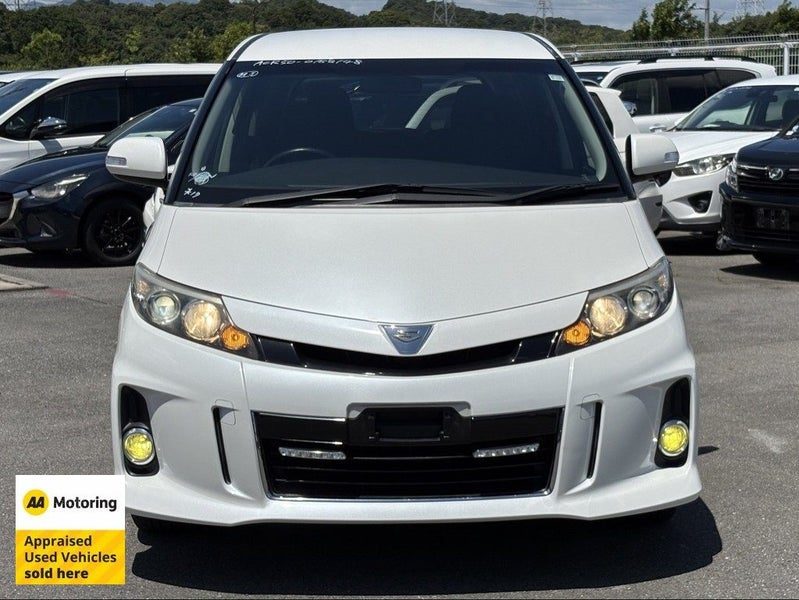 2015 Toyota Estima Aeras Premium / Cruise, photo 2