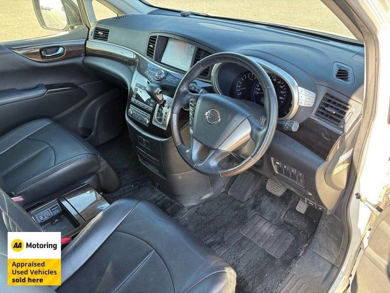2013 Nissan Elgrand Highway Star / 8 Seats, photo 2