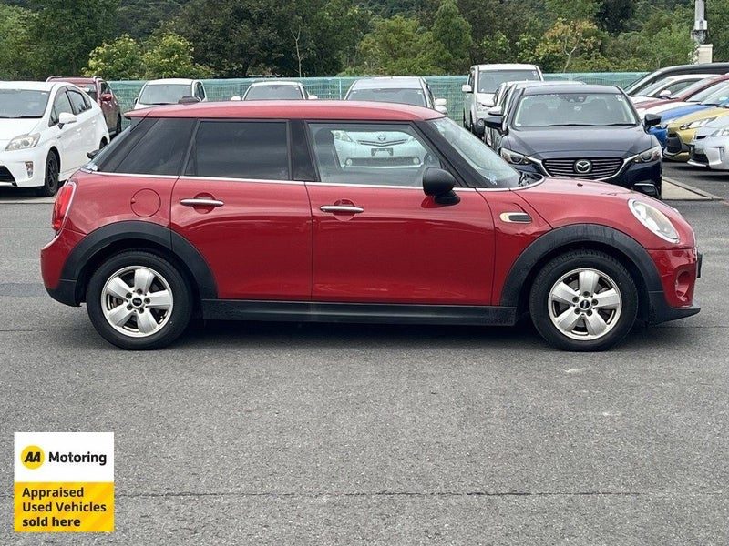 2017 MINI One Low 33,000kms, photo 3