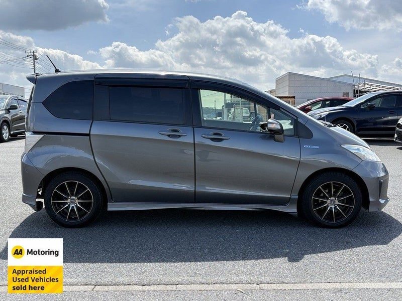 2012 Honda Freed Aero Hybrid / 6 Seats, photo 3