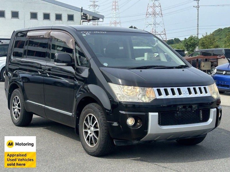 2013 Mitsubishi Delica D:5, main photo