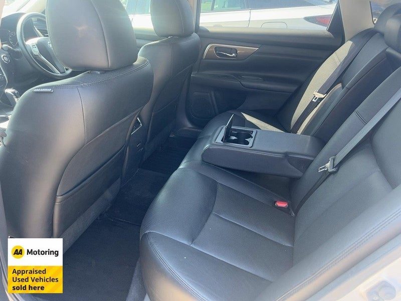 2015 Nissan Teana XV / Leather / Low 57,000kms, photo 3