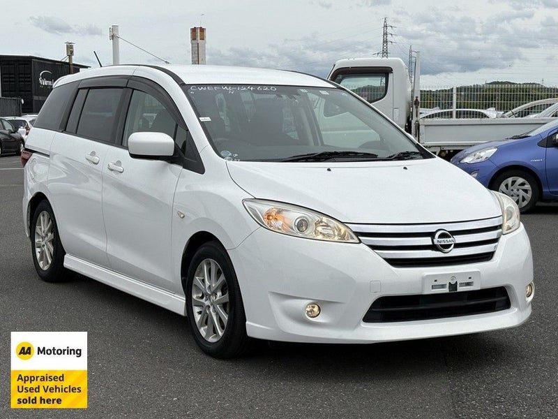 2013 Nissan Lafesta Highway Star / 7 Seats, main photo