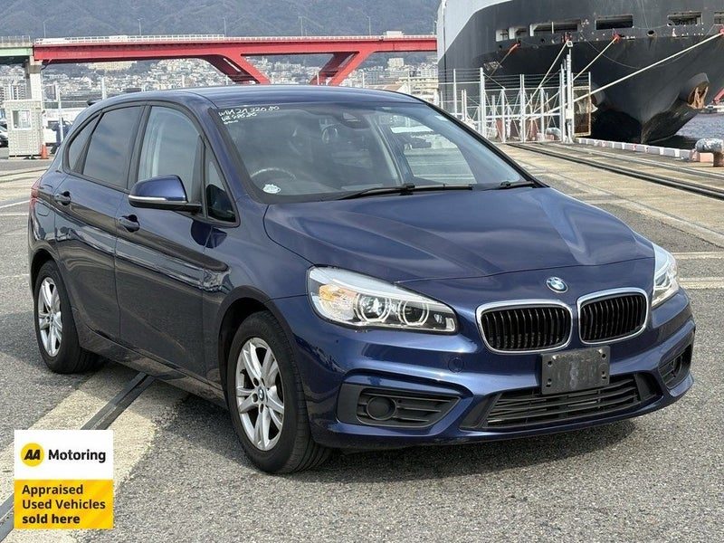 2015 BMW 218i Low 65kms / Safety Pack