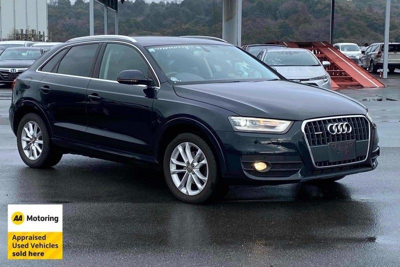 2014 Audi Q3 2.0TSI Quattro / Low 77kms