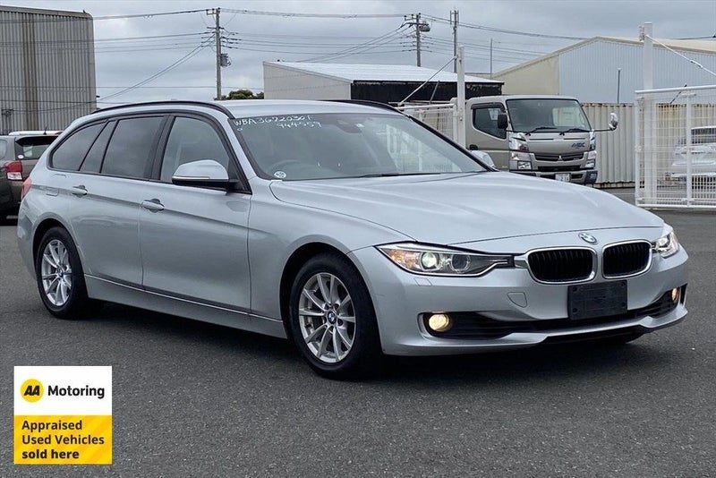 2014 BMW 320i Sports / Cruise