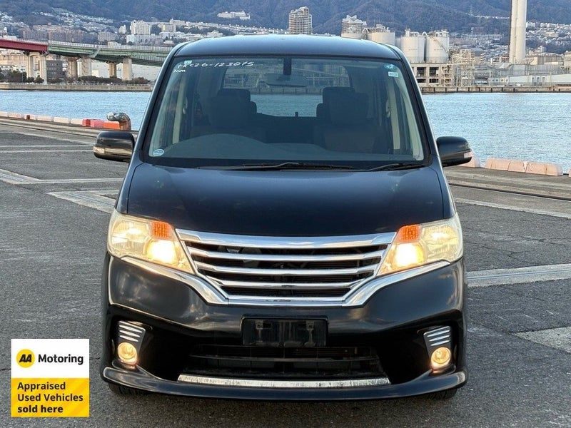 2013 Nissan Serena Highway Star / 8 Seats, photo 2