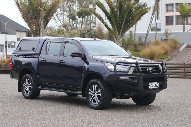 2023 Toyota Hilux SR TD DC, main photo