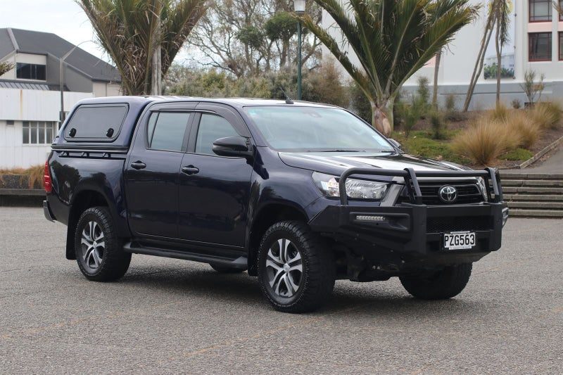 2023 Toyota Hilux SR TD DC, photo 2
