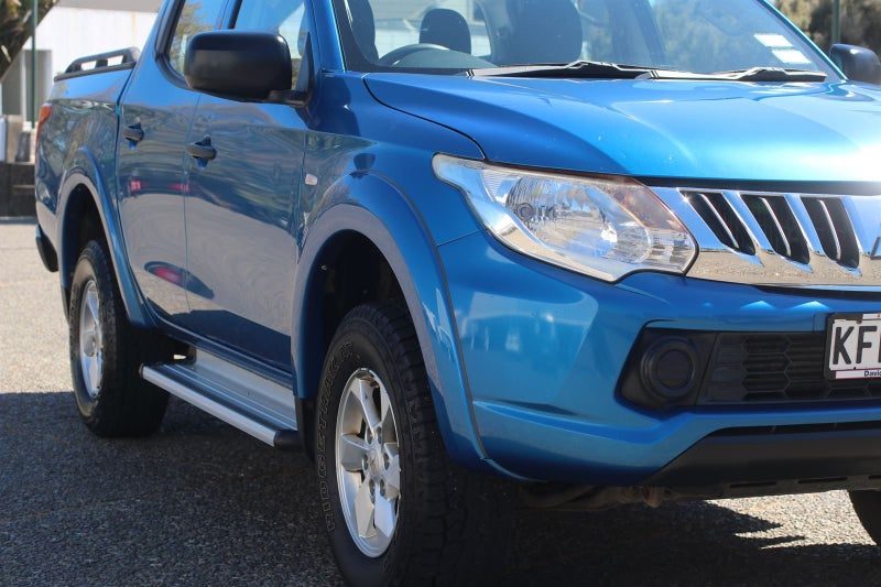 2016 Mitsubishi Triton D/CAB GLX, photo 2