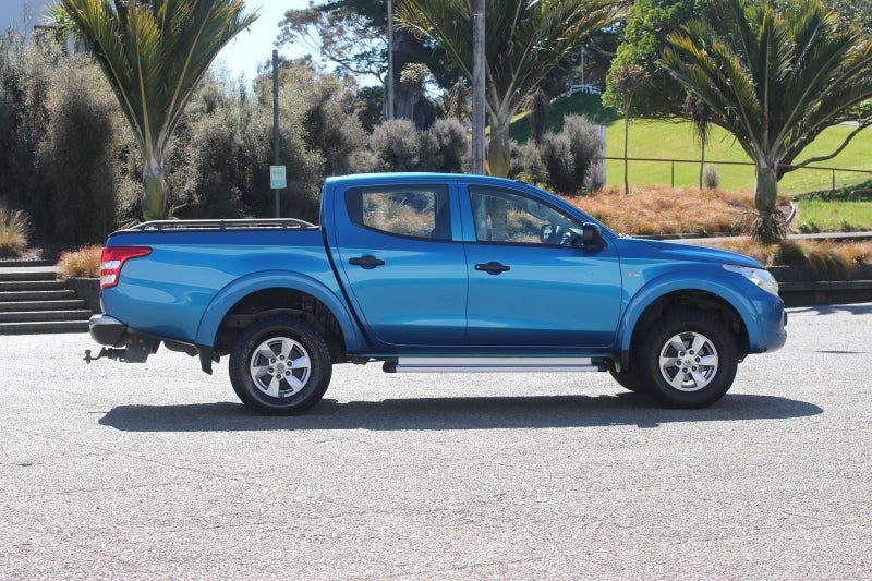 2016 Mitsubishi Triton D/CAB GLX, photo 3