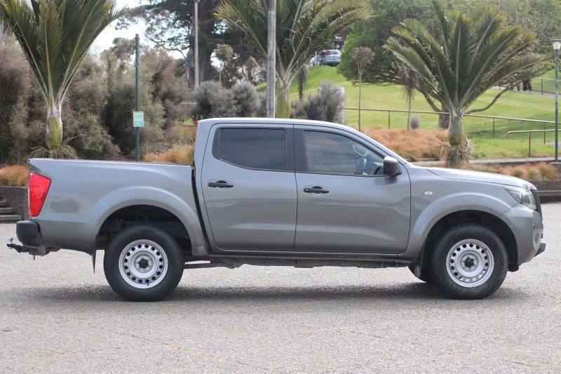 2021 Nissan Navara SL, photo 3
