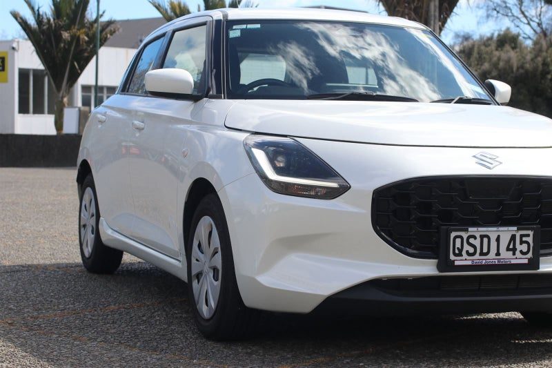 2024 Suzuki Swift GLSC, photo 2
