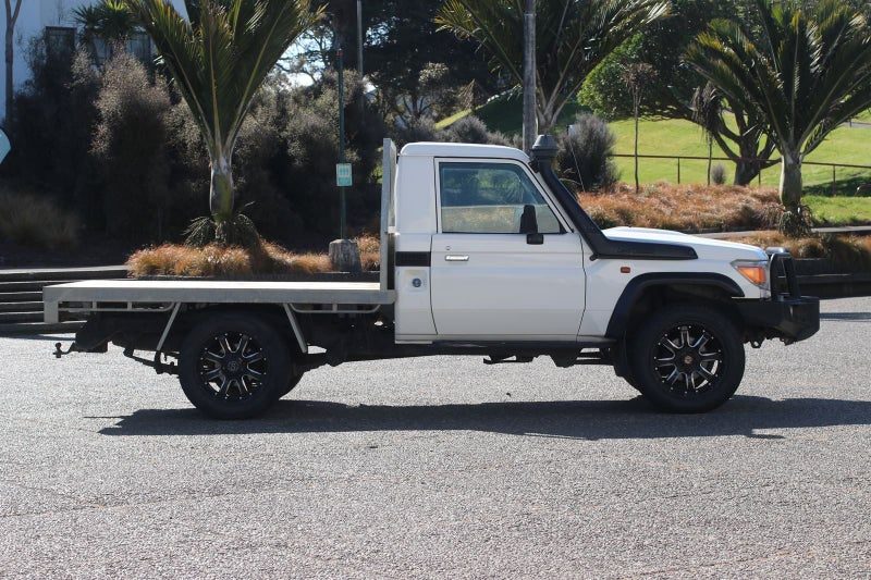 2014 Toyota Land Cruiser 70 70 Series, photo 3