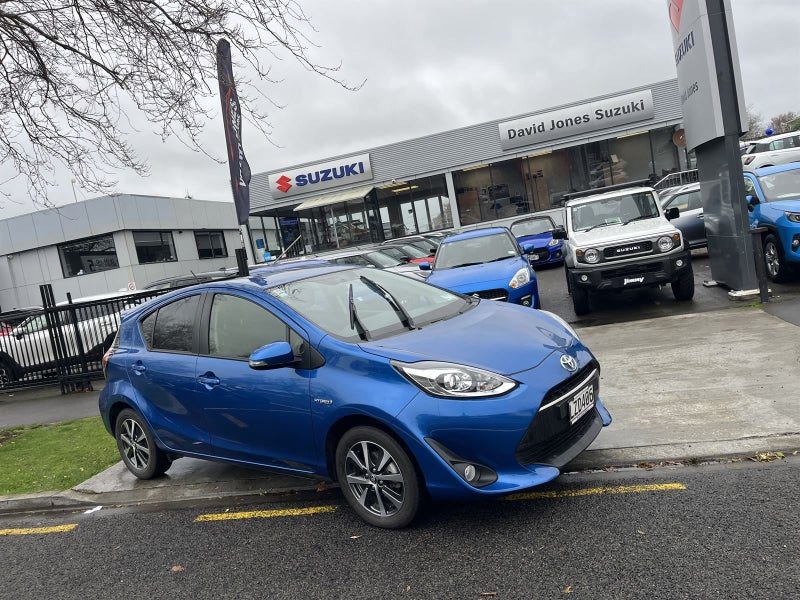 2019 Toyota Prius C SX