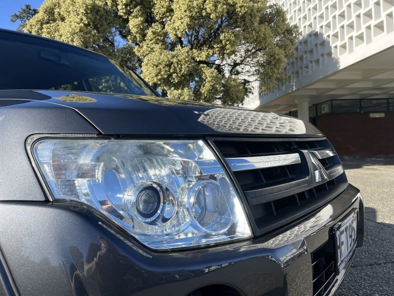 2014 Mitsubishi Pajero GLS, photo 2
