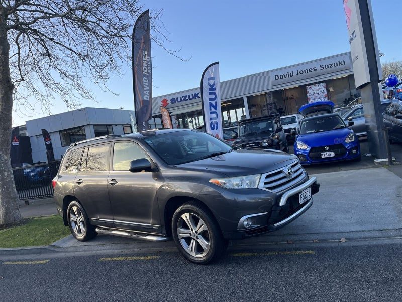 2011 Toyota Highlander LTD, main photo