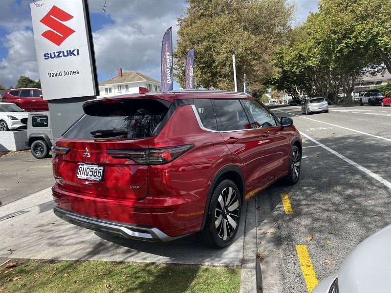 2025 Mitsubishi Outlander VRX 2wd, photo 3