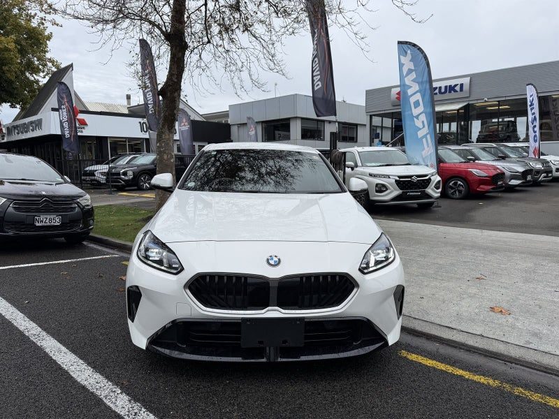 2024 BMW 120i MOTORSPORT, photo 2
