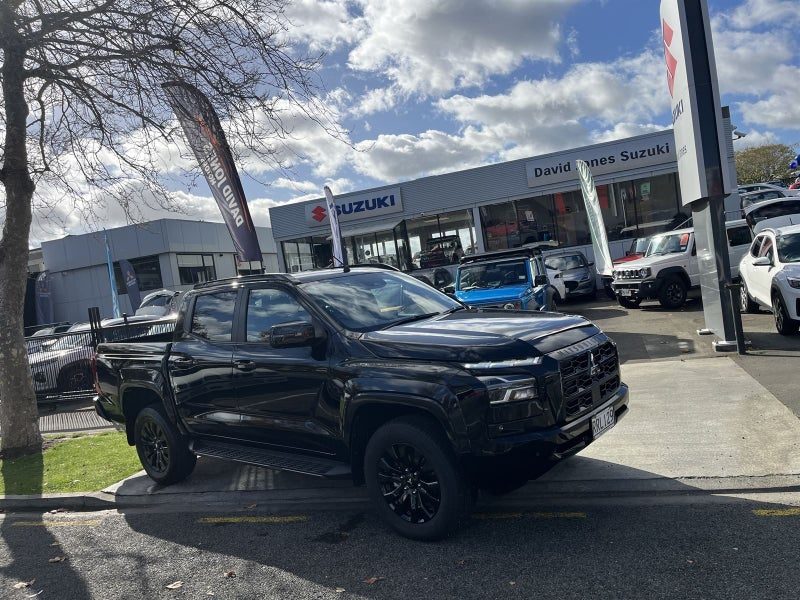 2026 Mitsubishi Triton DC VRX 4WD 6AT