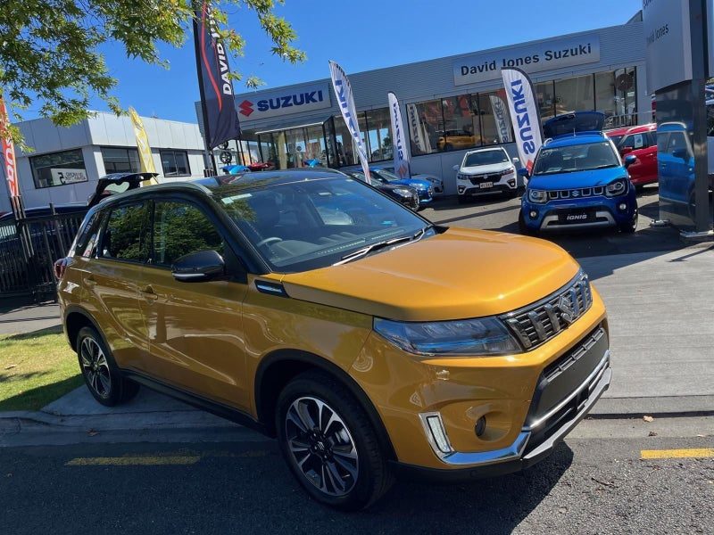 2025 Suzuki Vitara JLX Hybrid 2WD, main photo